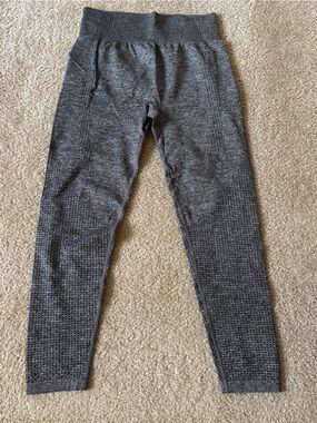 Seamless High-Waist Leggings in Charcoal Gray